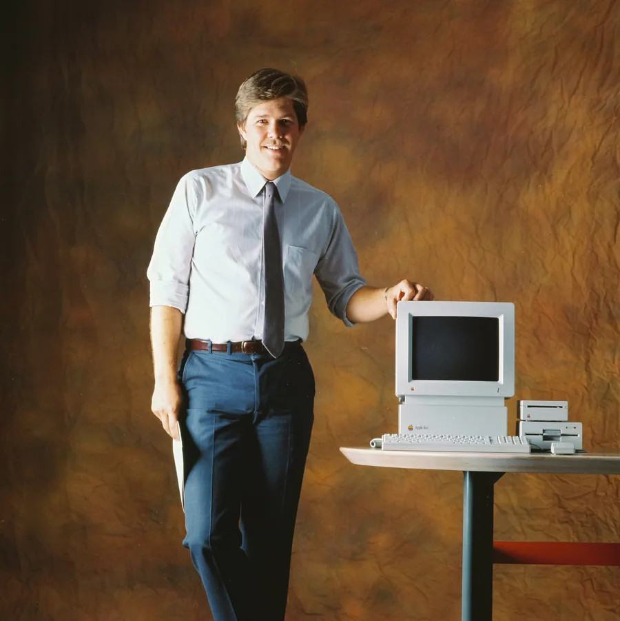 Doug Sleeter with an Apple Macintosh in his Apple evangelist years